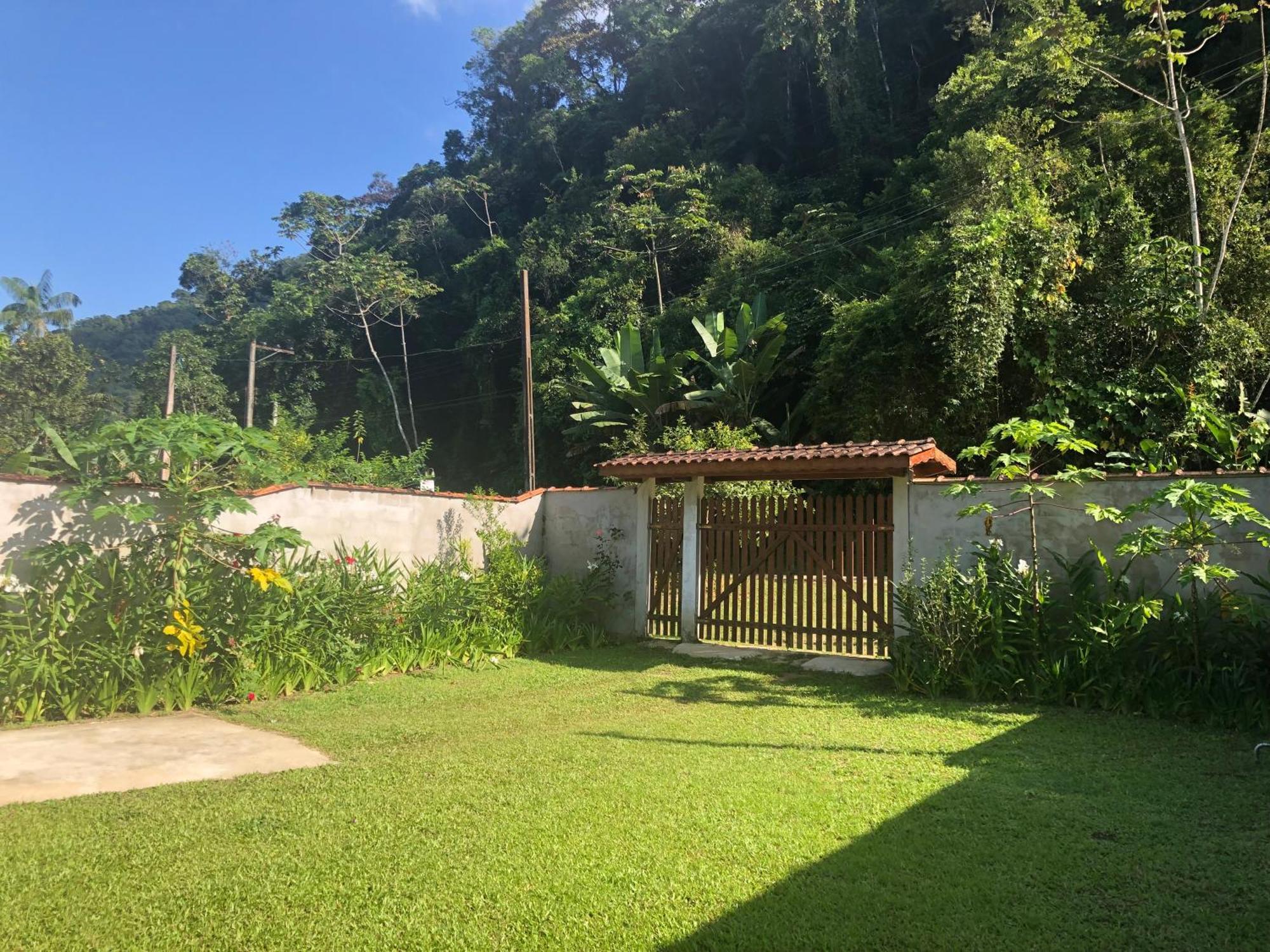 우바투바 Casa Ampla E Confortavel A 10 Minutos Praia Ubatumirim Cambuca 빌라 외부 사진